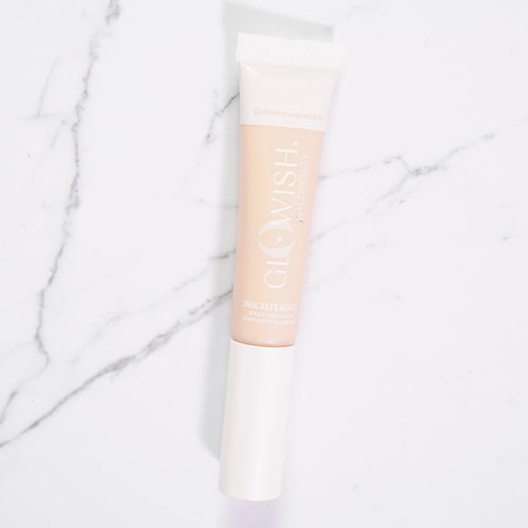 HUDA BEAUTY Glowish Brigh Light Sheer Concealers Bundle ($17 Each, Bundle $48) - Picture 5 of 9